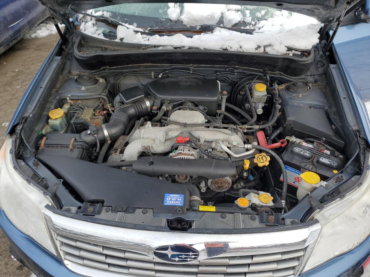 2010 Subaru Forester - Image 12