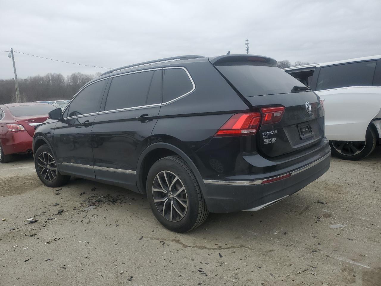 2021 Volkswagen Tiguan - Image 2