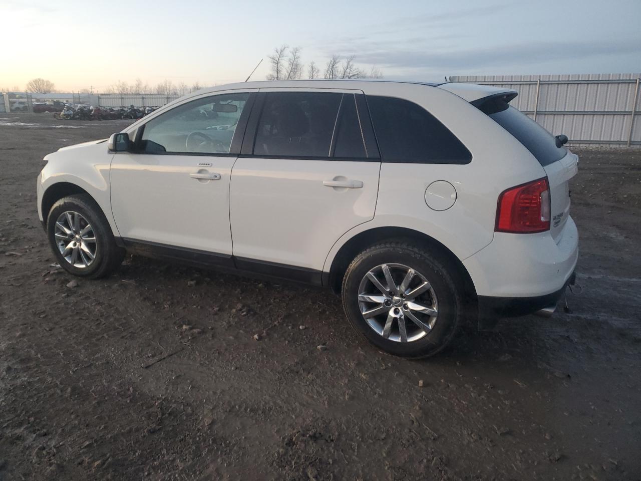 2013 Ford Edge - Image 2