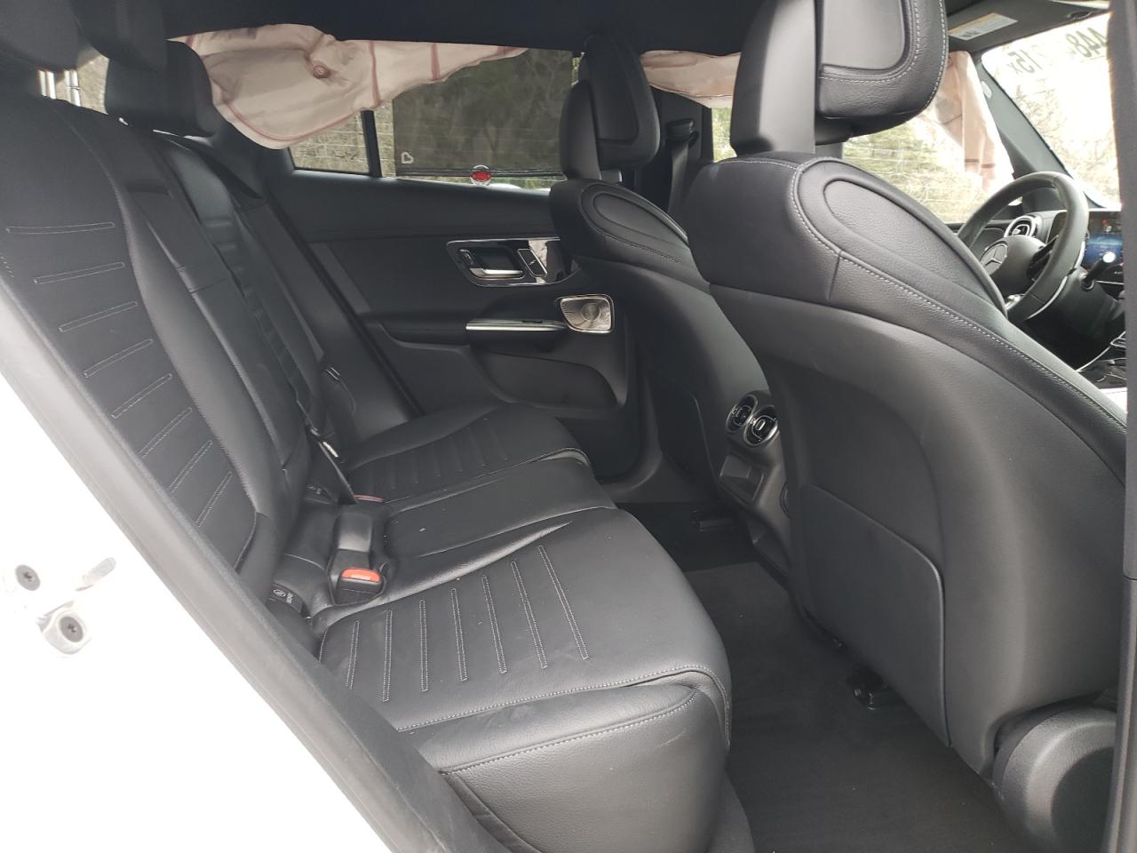 2024 Mercedes-Benz GLC - Image 11