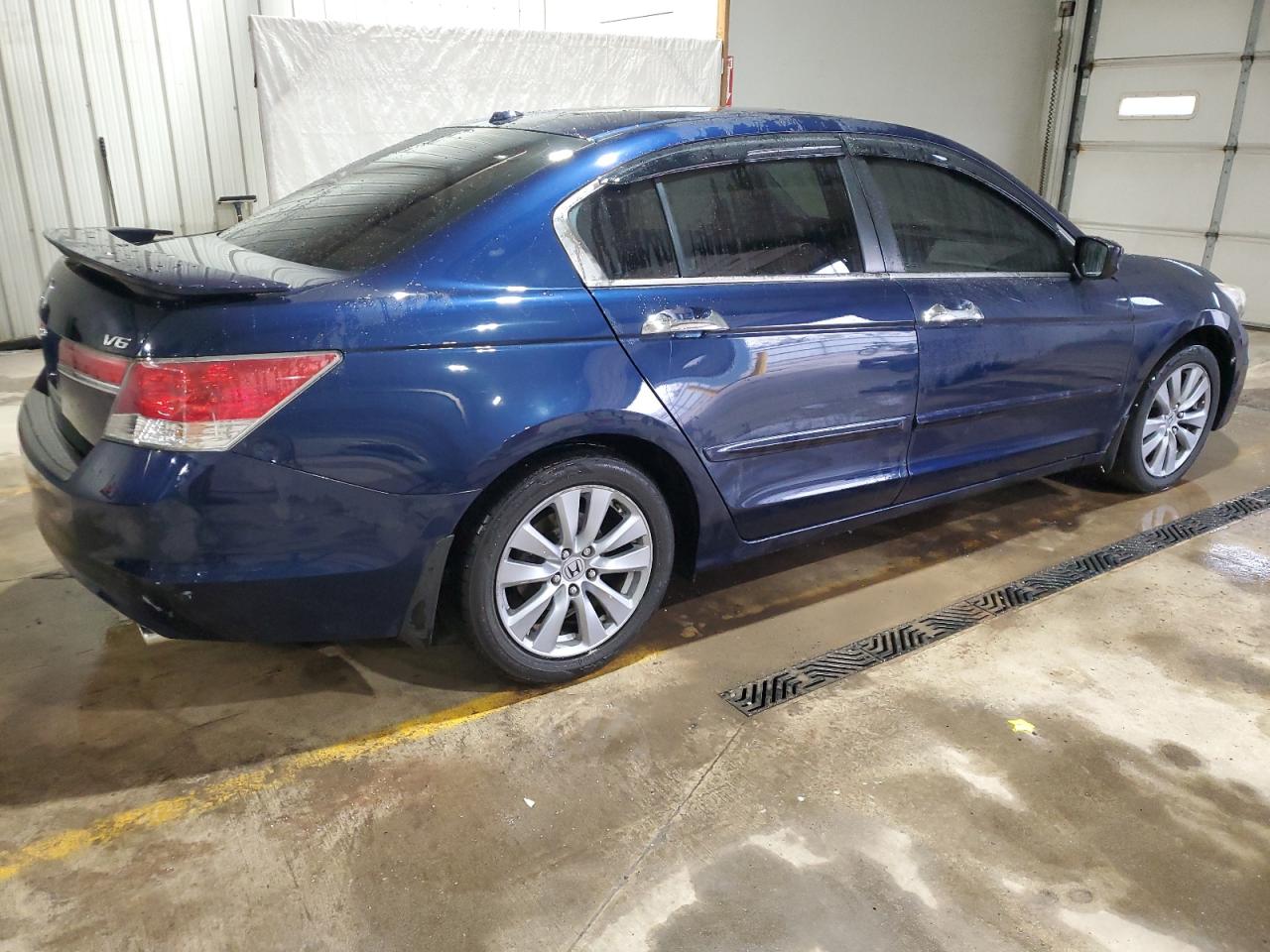 2011 Honda Accord - Image 3