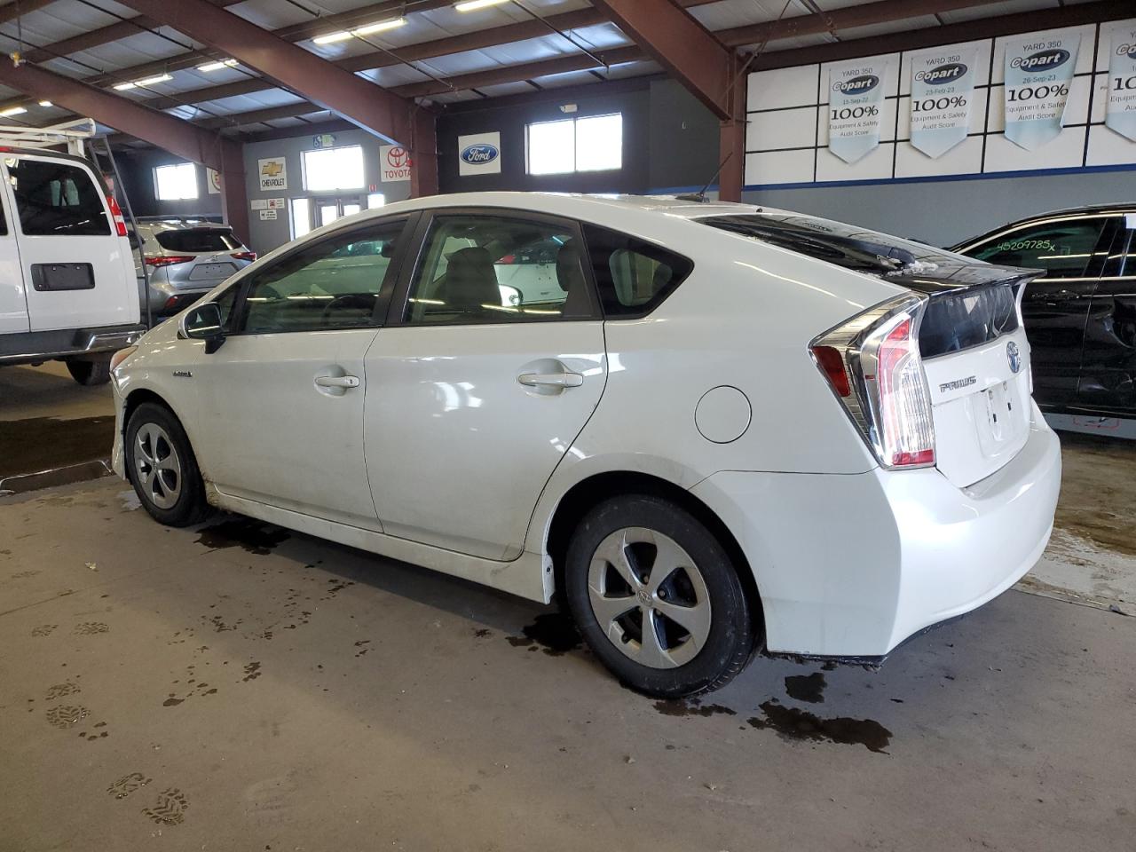 2012 Toyota Prius - Image 2