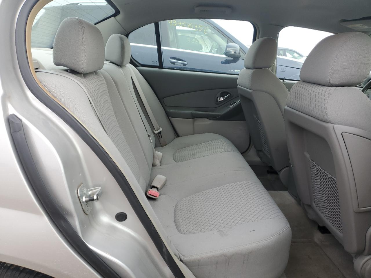 2006 Chevrolet Malibu - Image 10