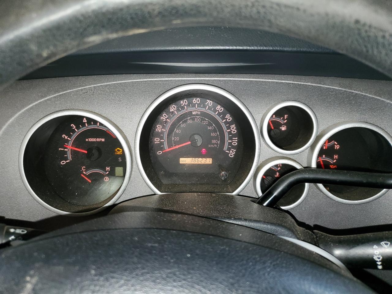 2013 Toyota Tundra - Image 9