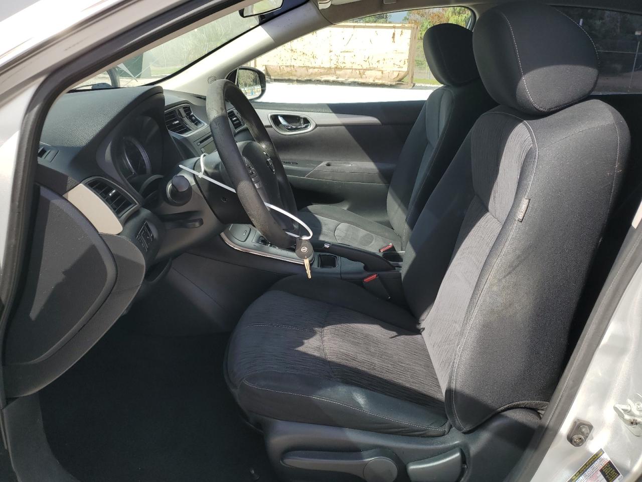 2014 Nissan Sentra - Image 7