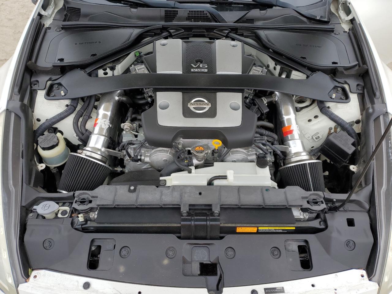 2010 Nissan 370Z - Image 11