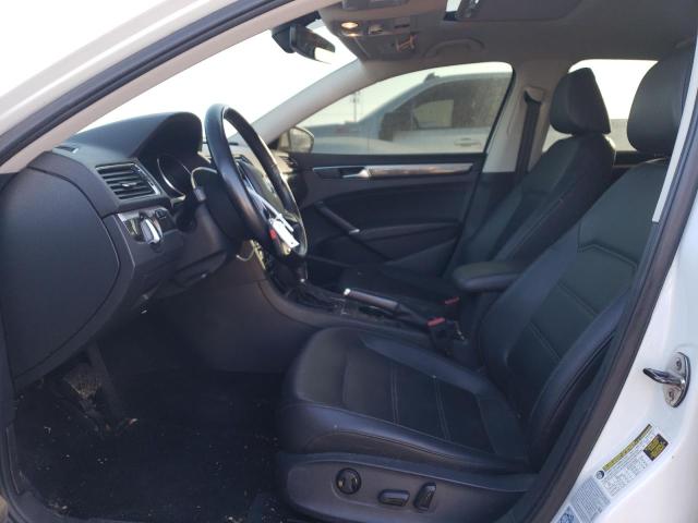  VOLKSWAGEN PASSAT 2017 Белый