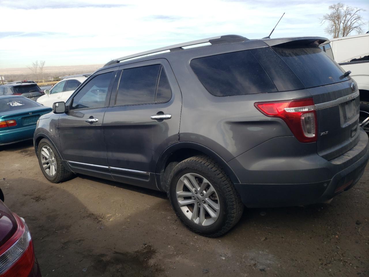 2013 Ford Explorer - Image 2