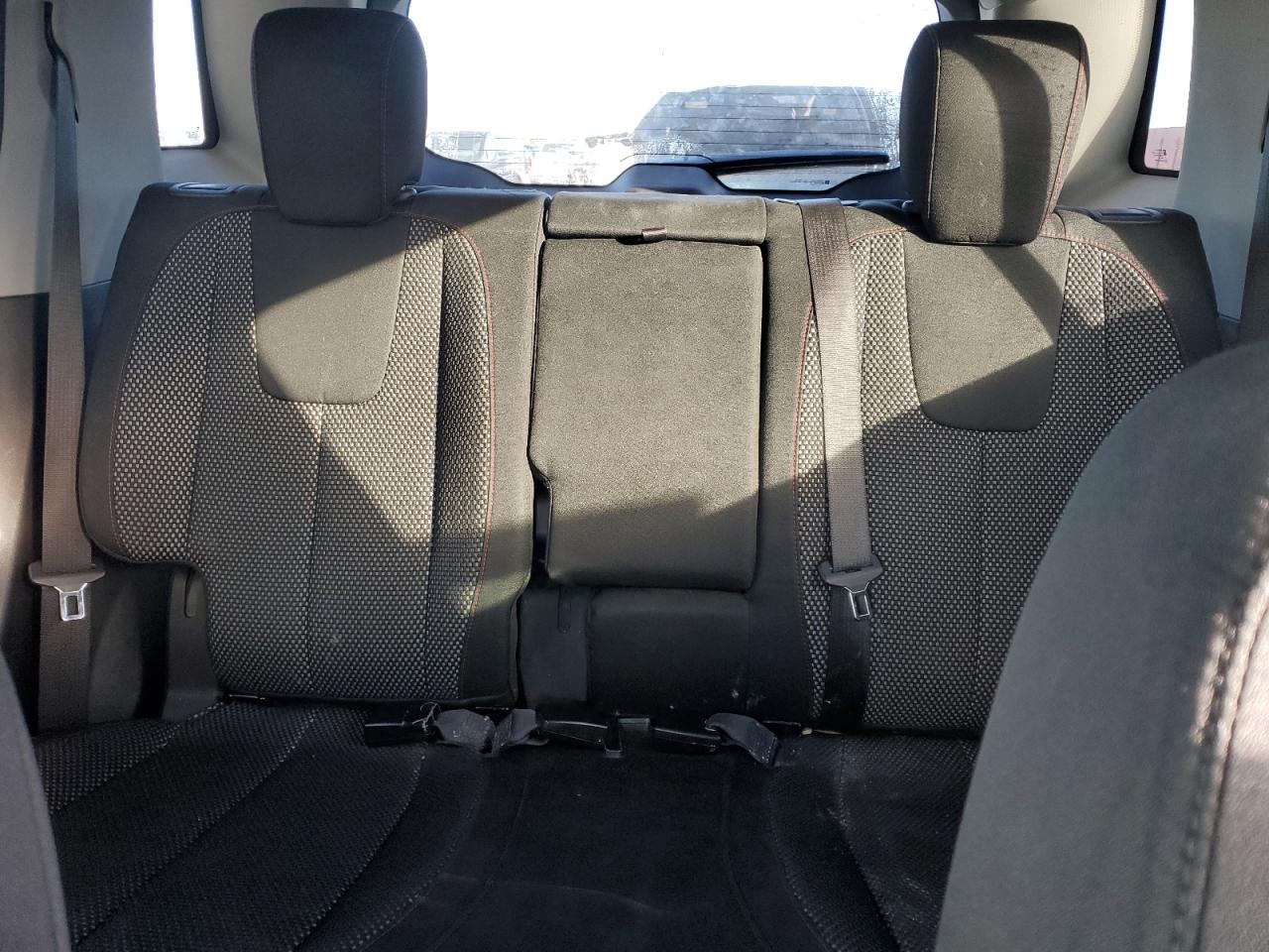 2016 GMC Terrain - Image 10