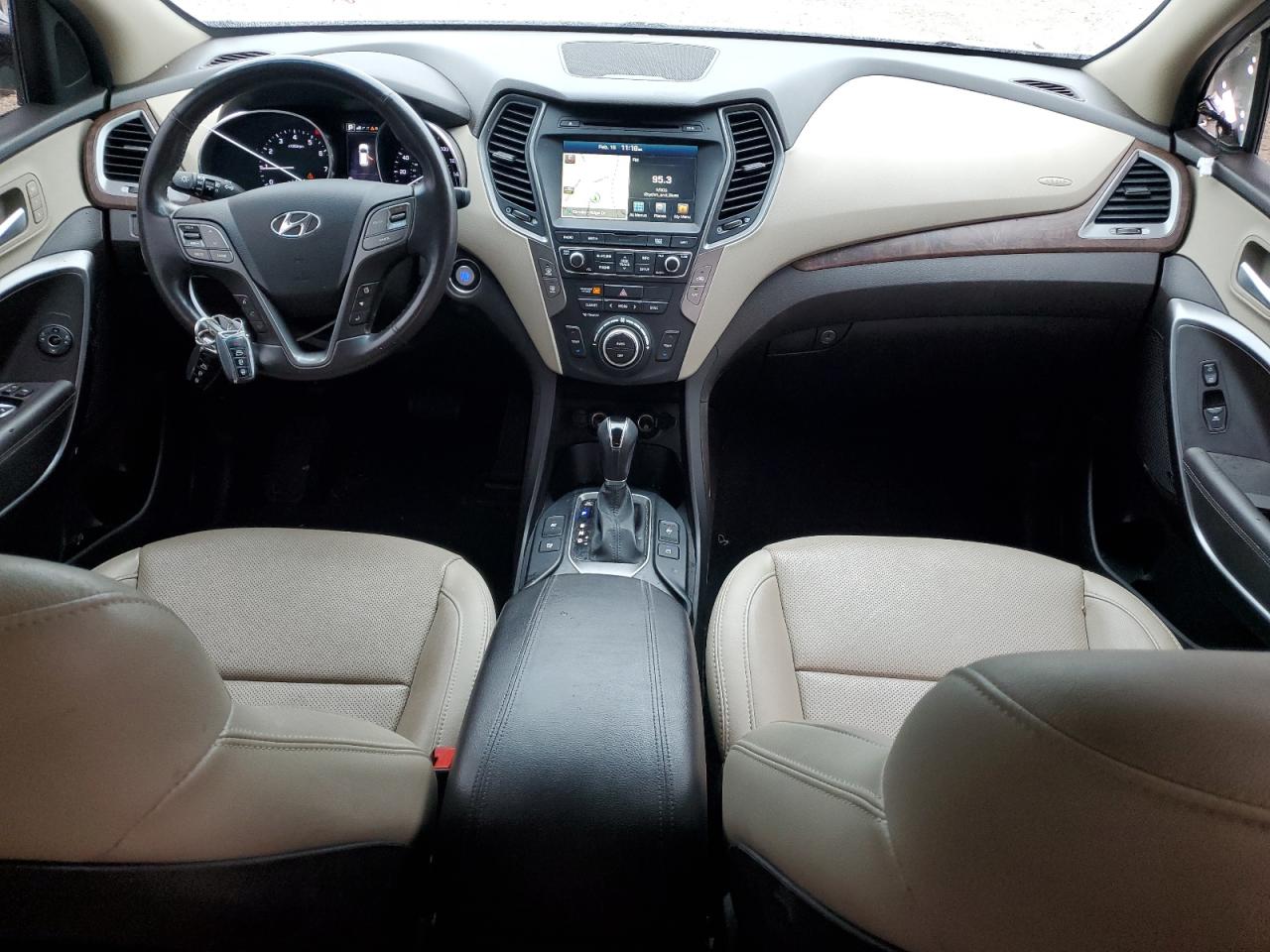 2018 Hyundai Santa Fe - Image 8