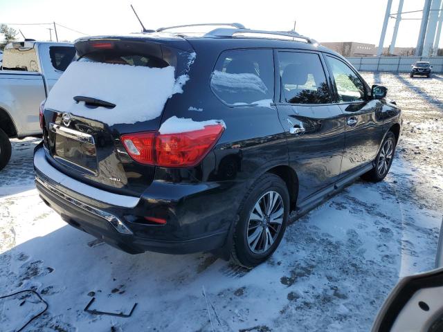  NISSAN PATHFINDER 2017 Чорний