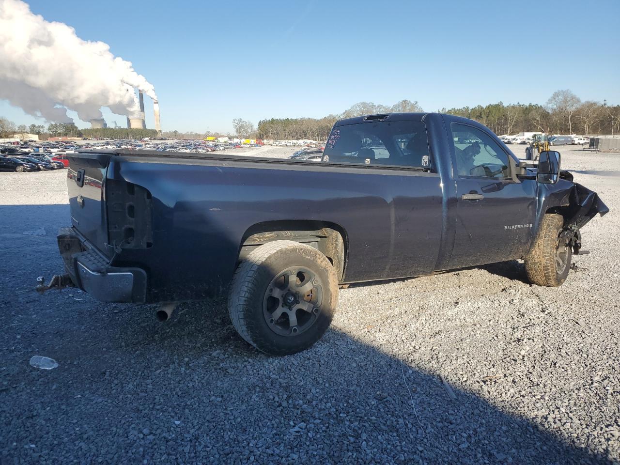 2007 Chevrolet Silverado - Image 3