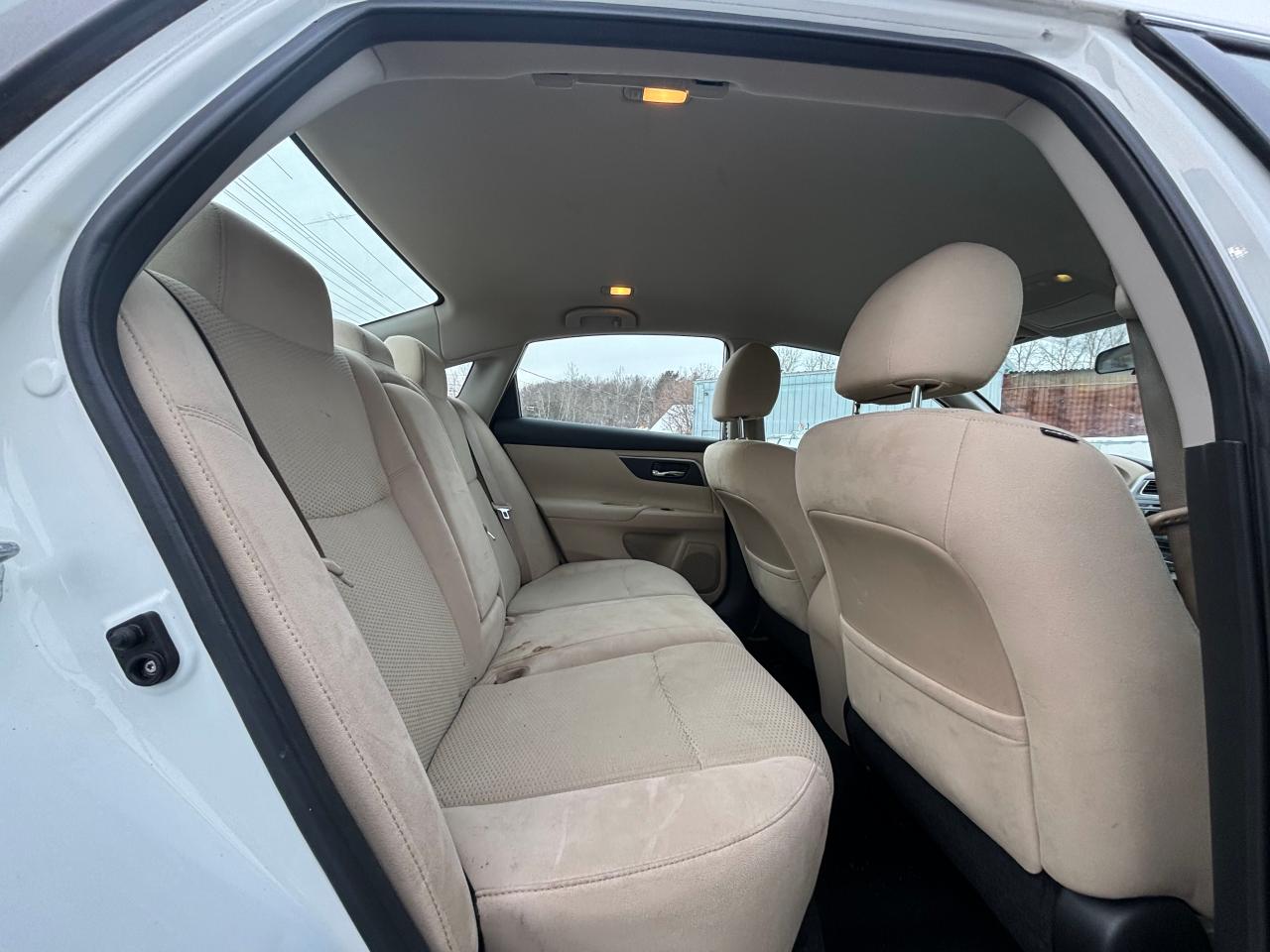 2015 Nissan Altima - Image 6