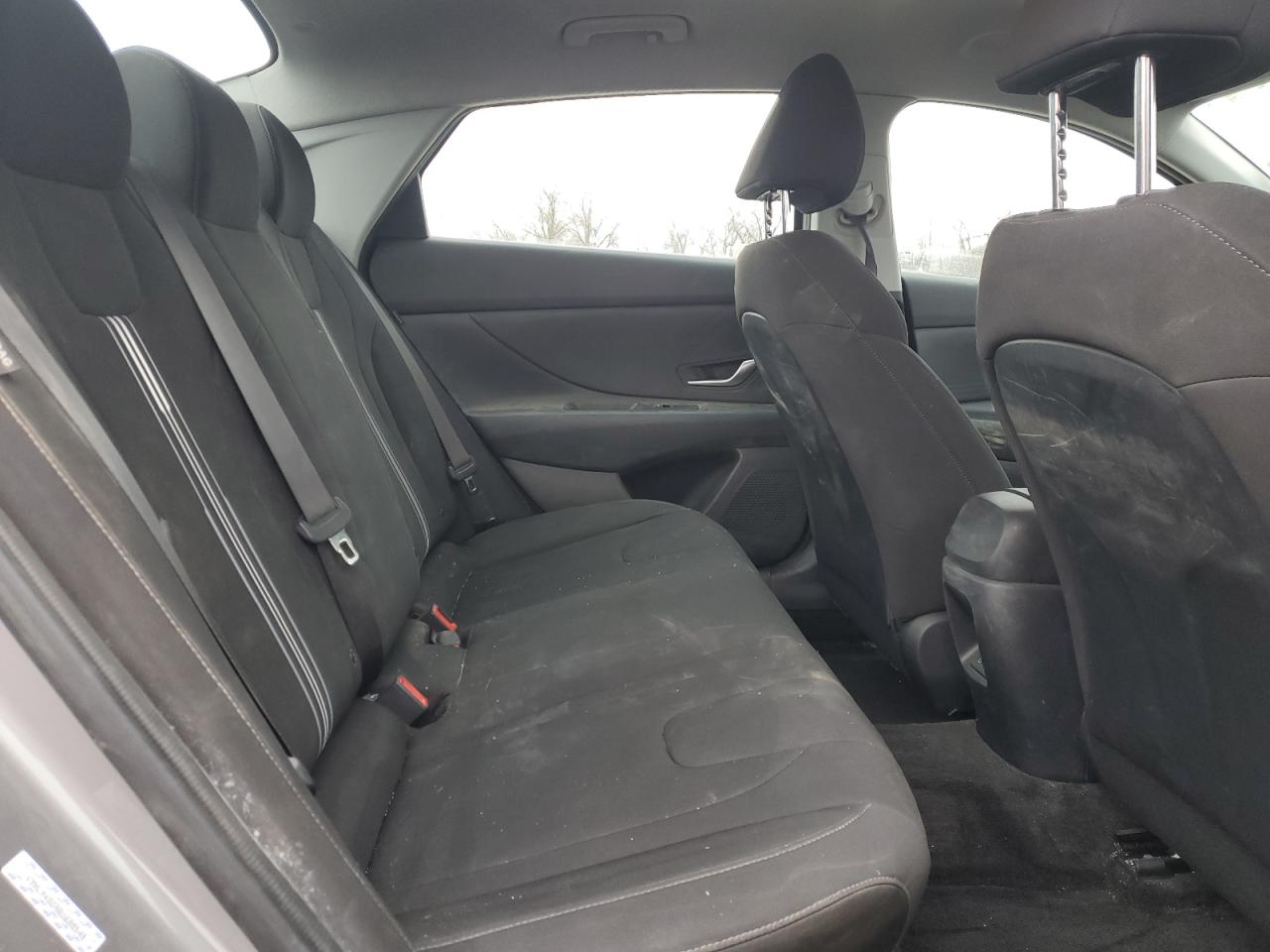 2024 Hyundai Elantra - Image 10