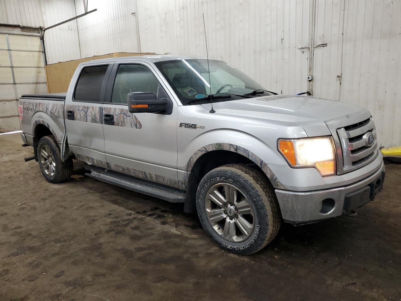 2010 Ford F-150 - Image 4