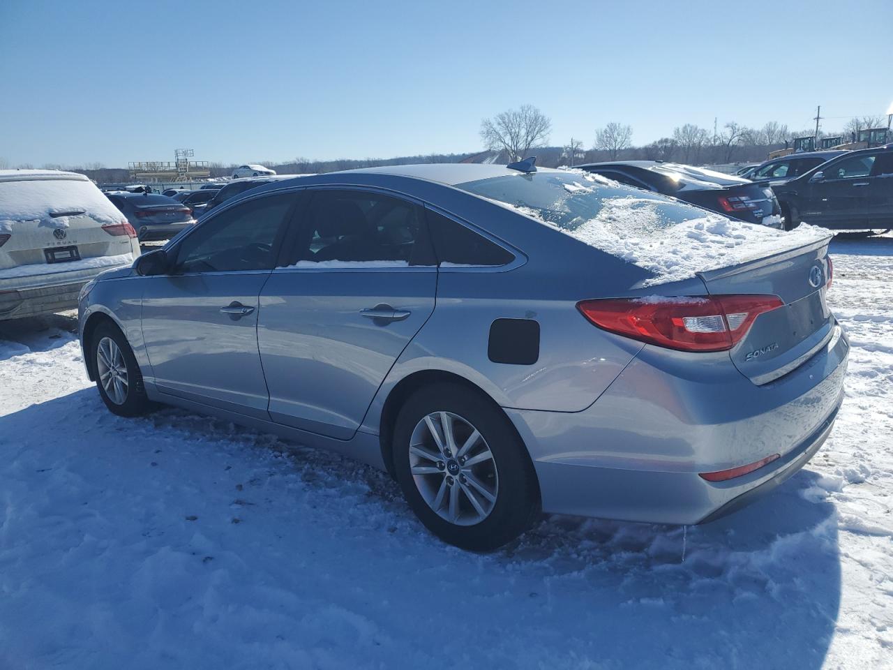 2015 Hyundai Sonata - Image 2