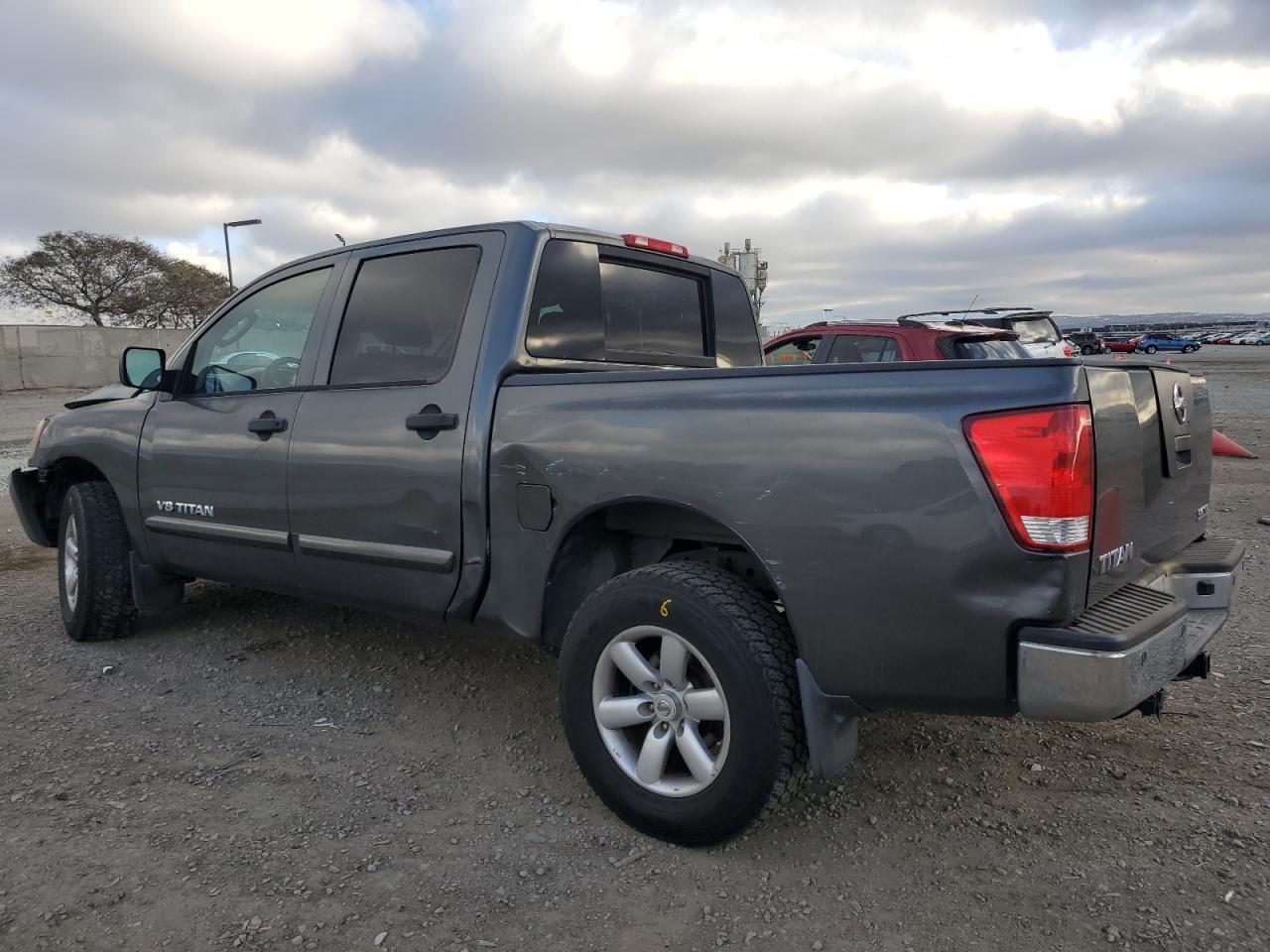 2009 Nissan Titan - Image 2