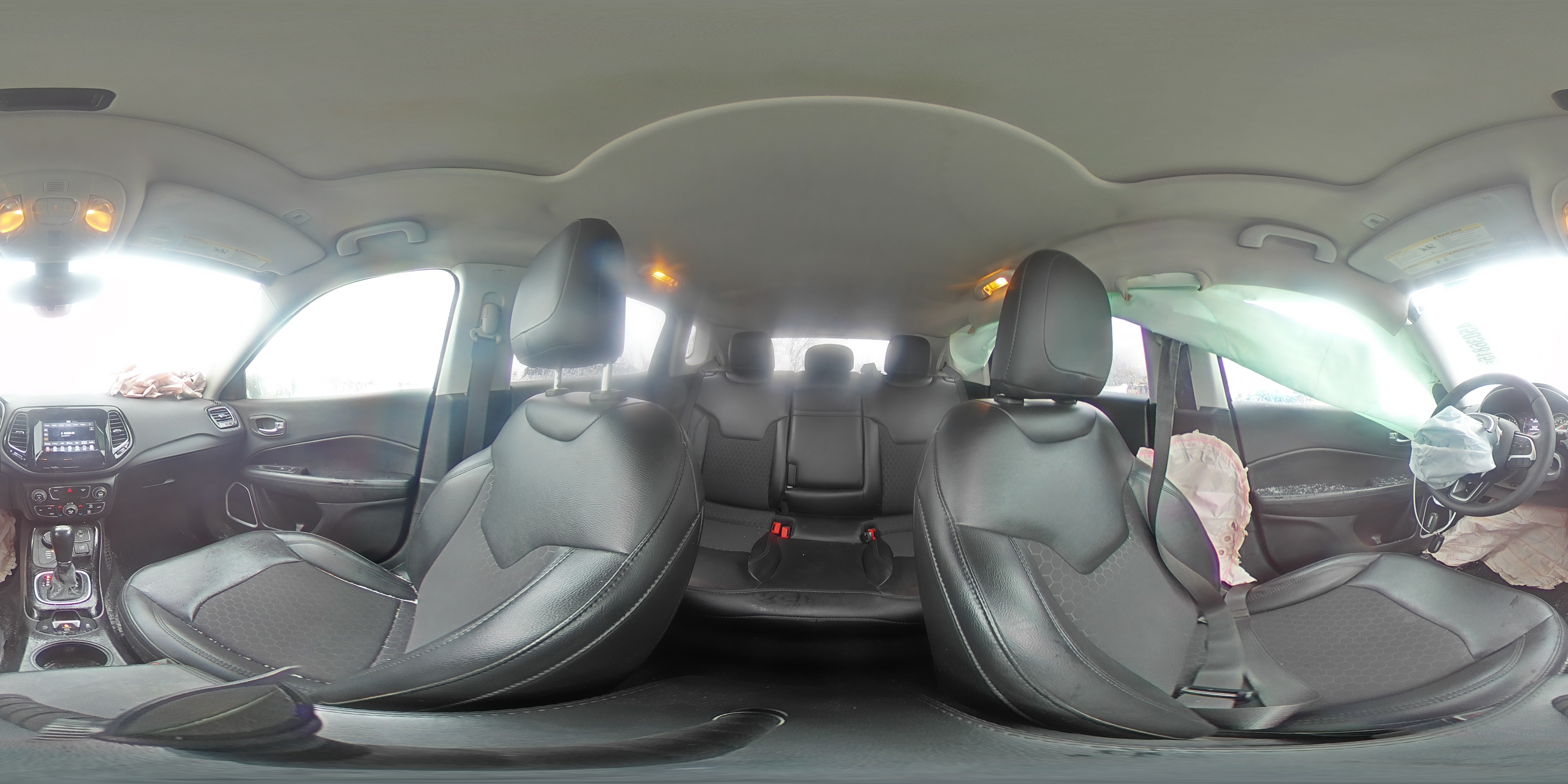 2019 Jeep Compass - Image 13