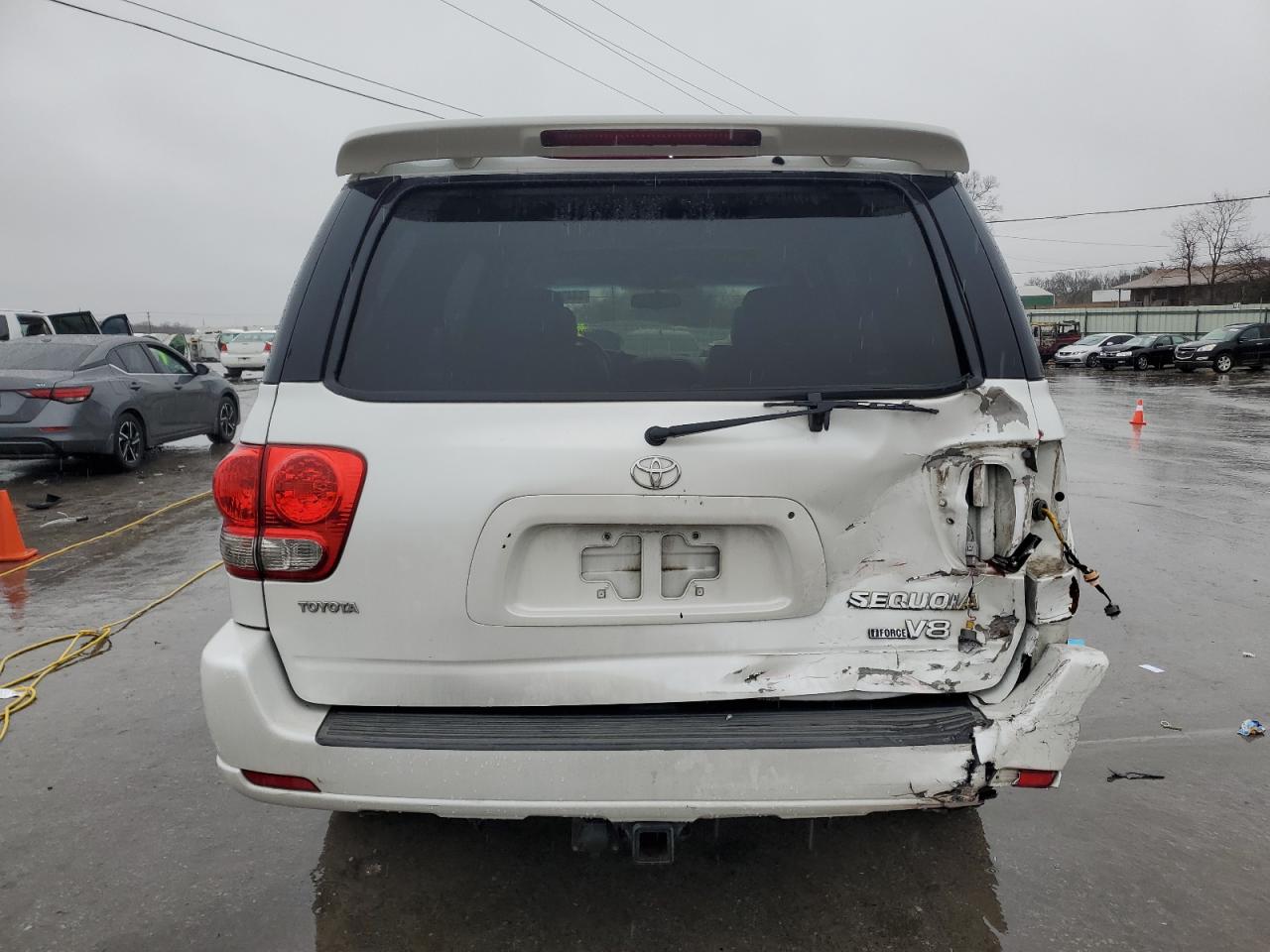 2007 Toyota Sequoia - Image 6