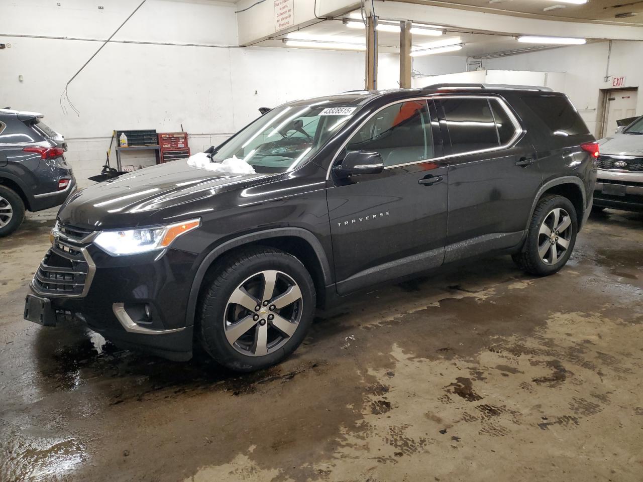 2018 Chevrolet Traverse - Image 1