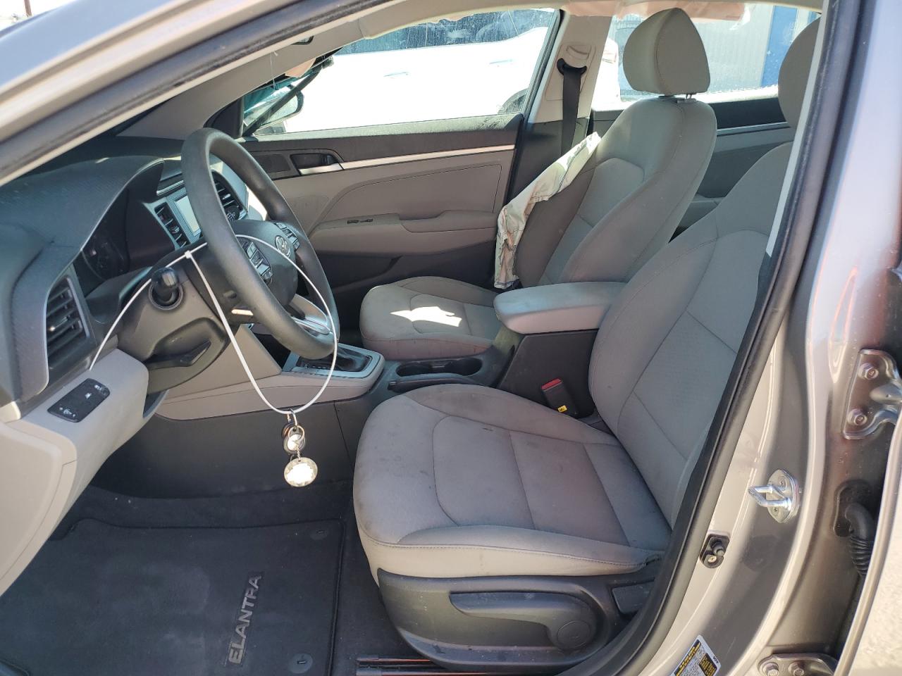 2020 Hyundai Elantra - Image 7