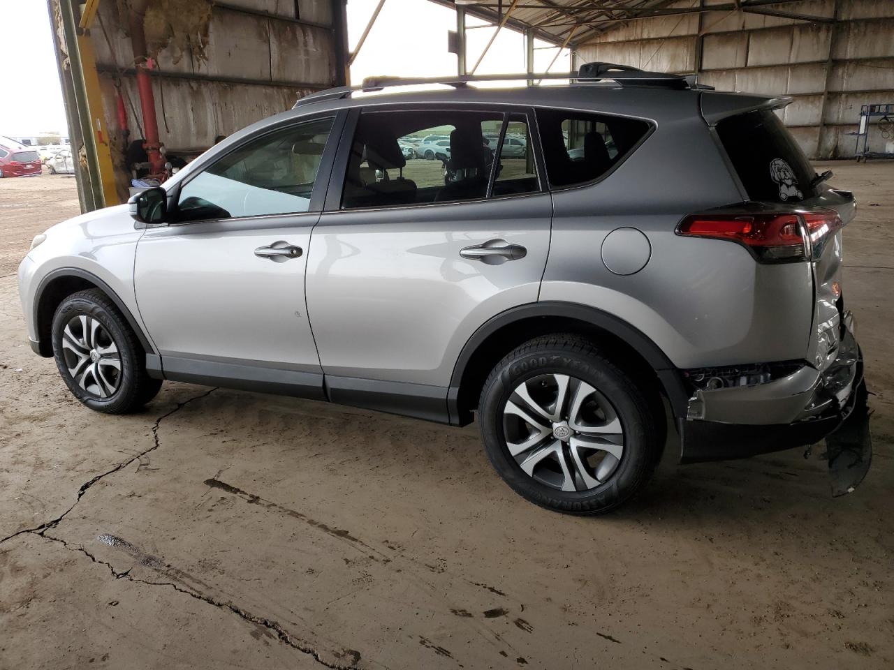 2017 Toyota RAV 4 - Image 2