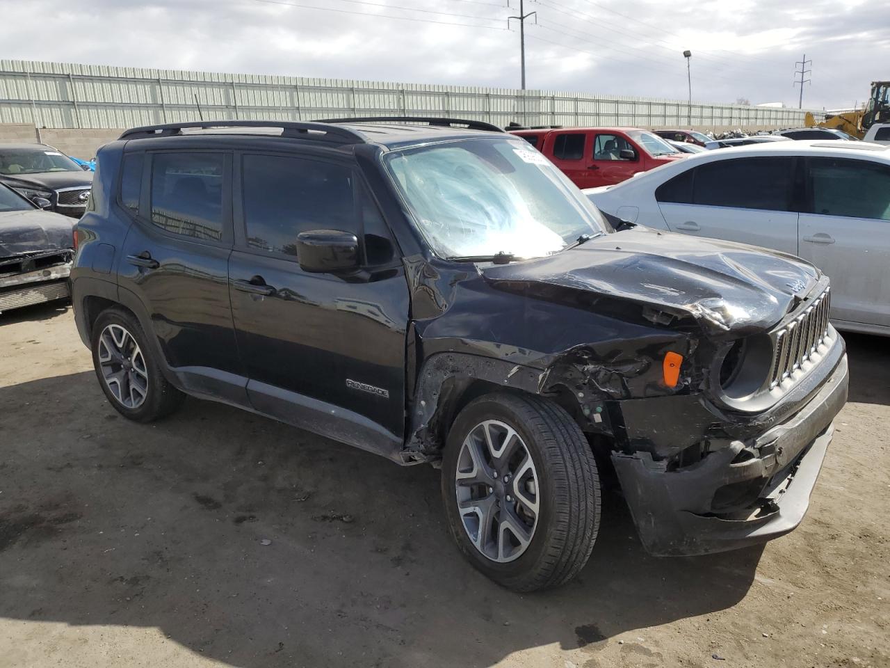 2018 Jeep Renegade - Image 4
