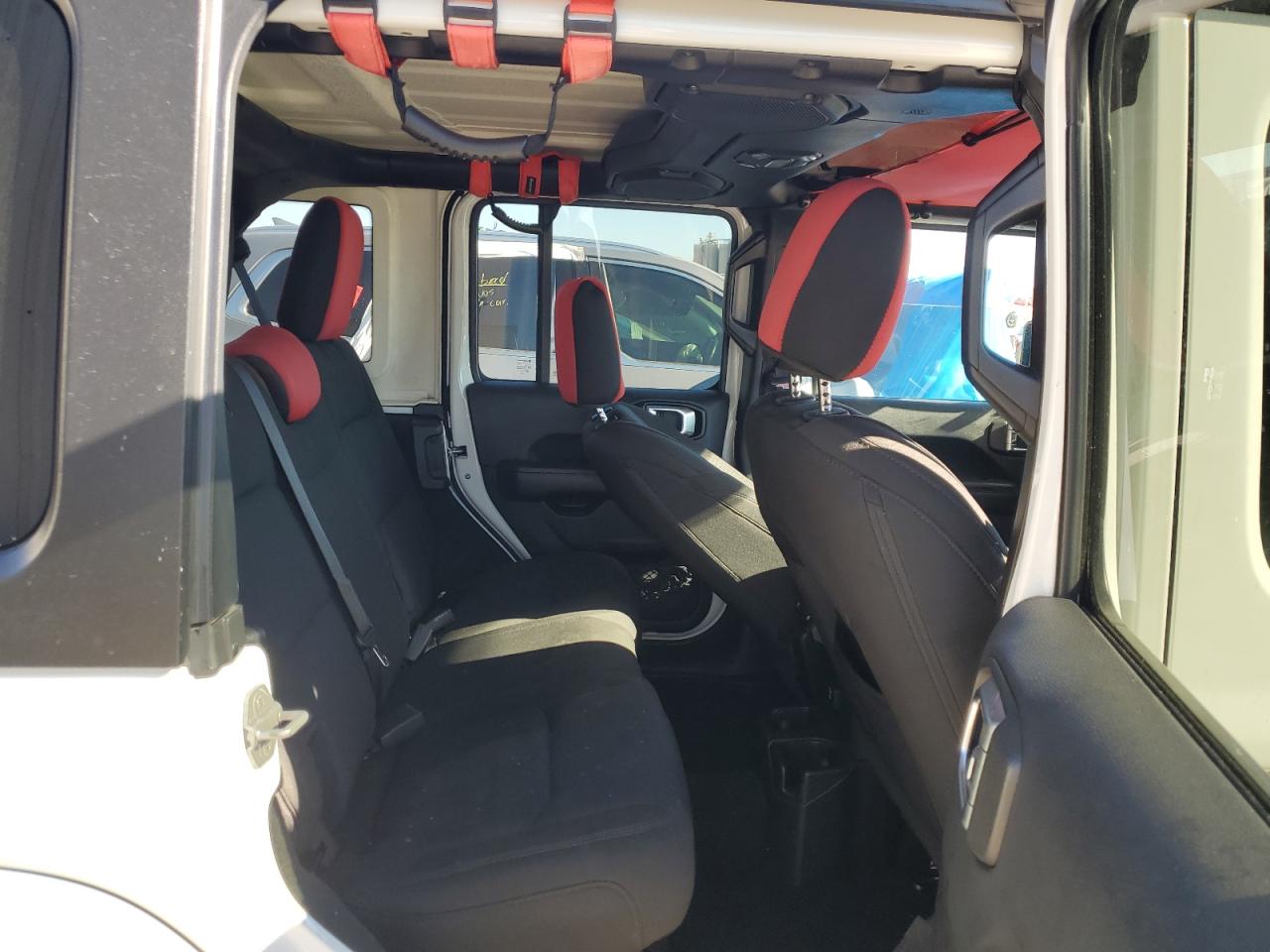 2019 Jeep Wrangler - Image 11