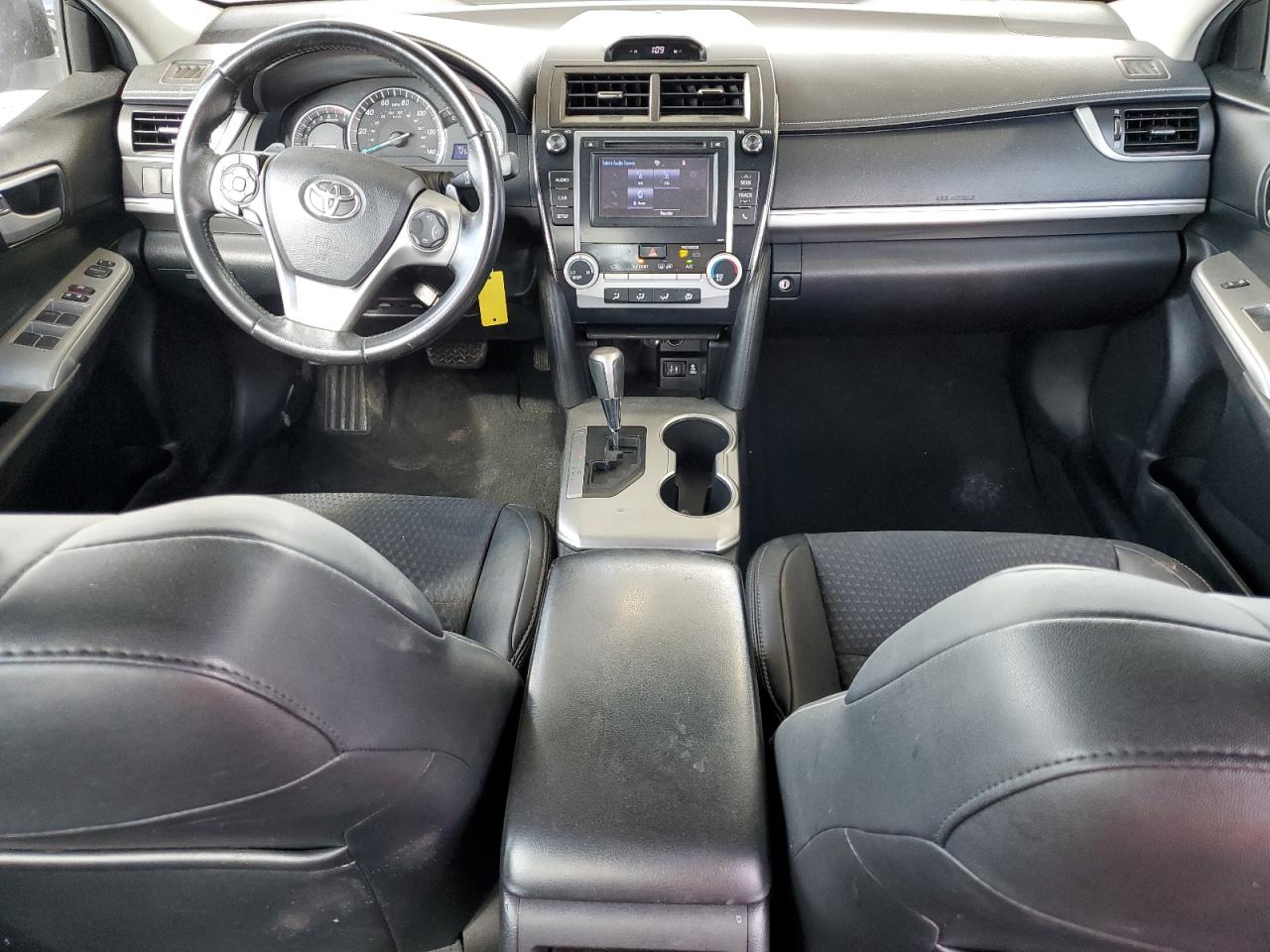 2014 Toyota Camry - Image 8