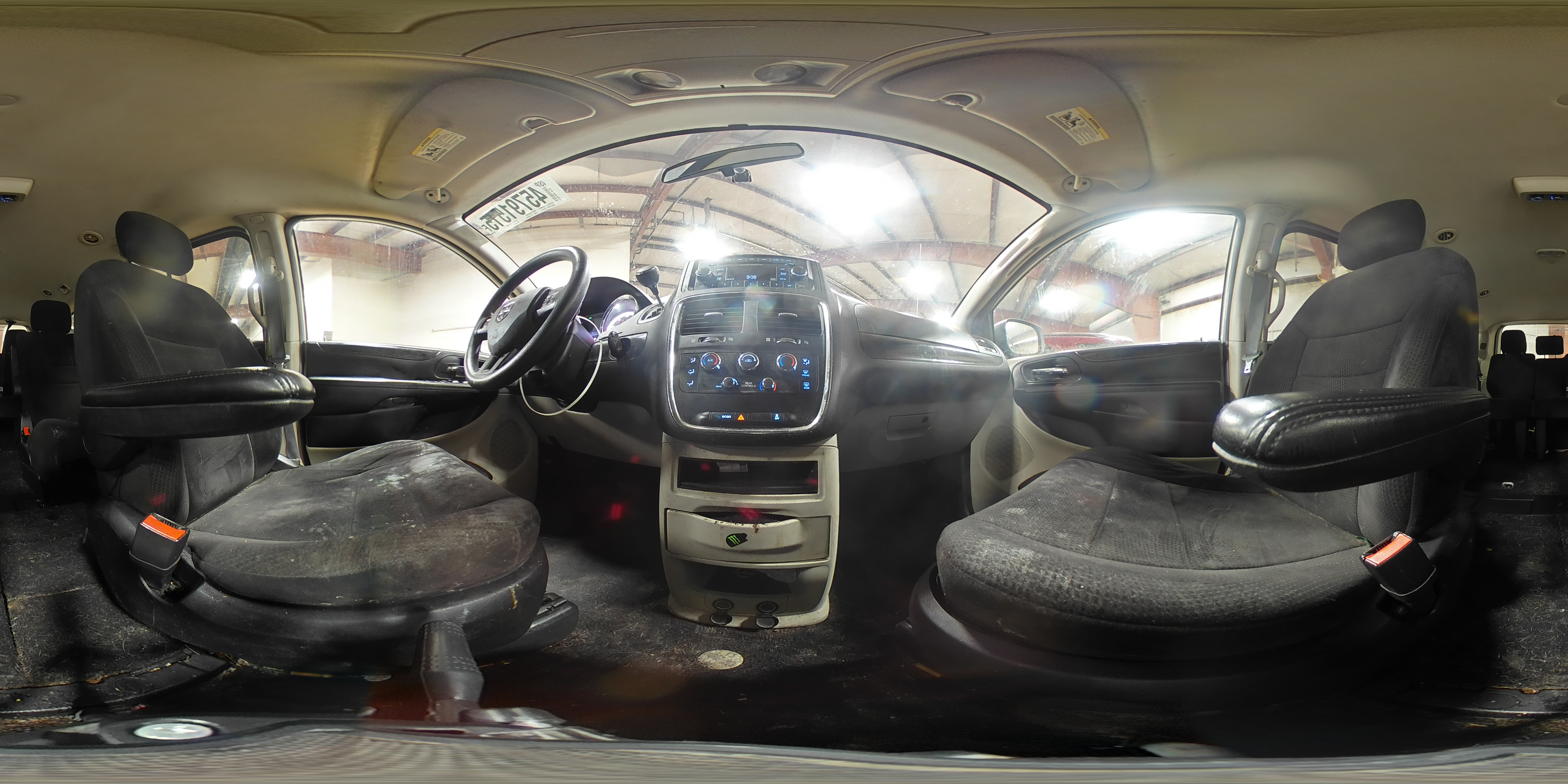 2014 Dodge Caravan - Image 15