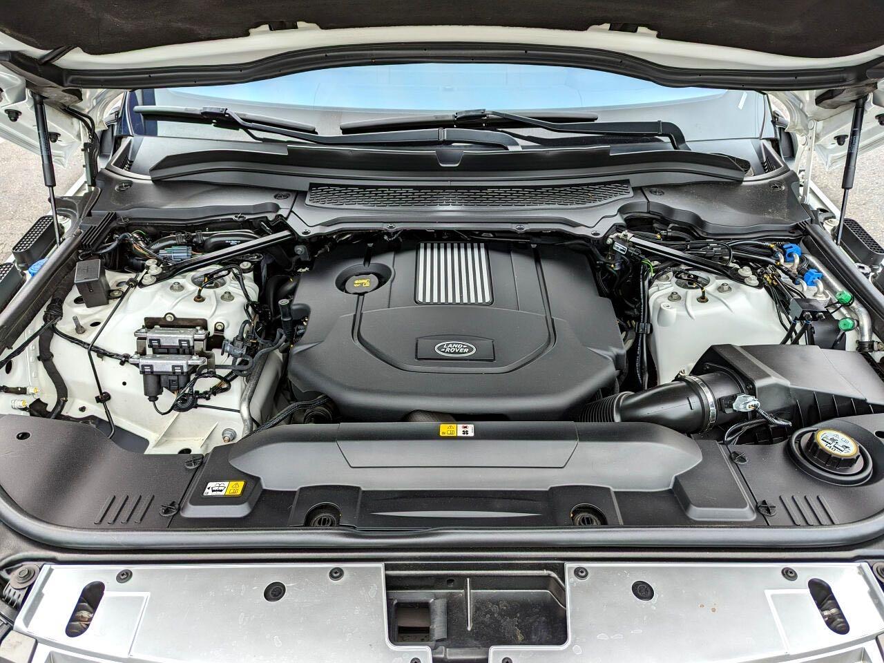 2016 Land Rover Range Rover - Image 7