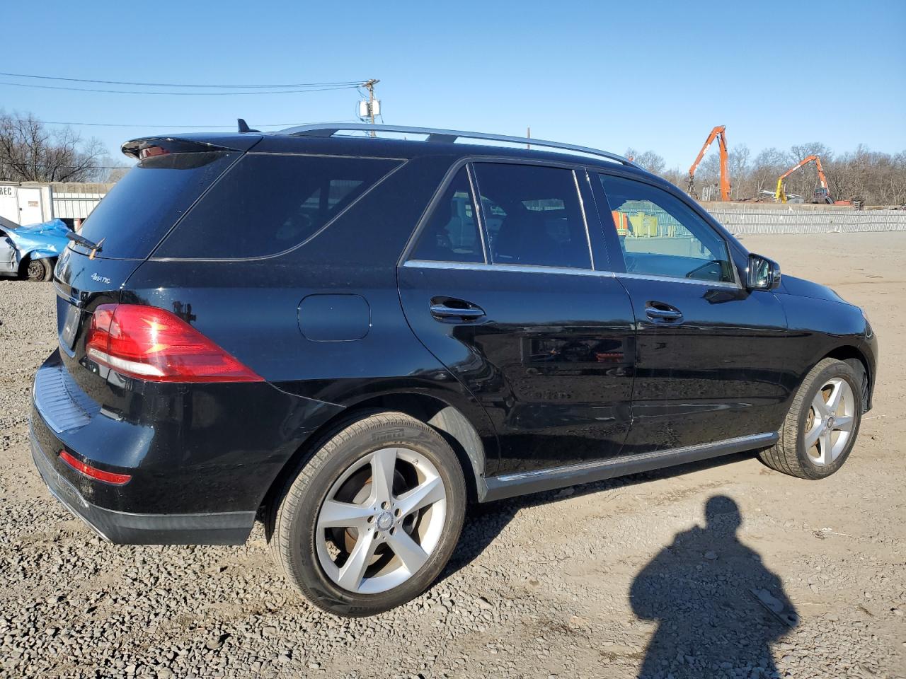 2017 Mercedes-Benz GLE - Image 3