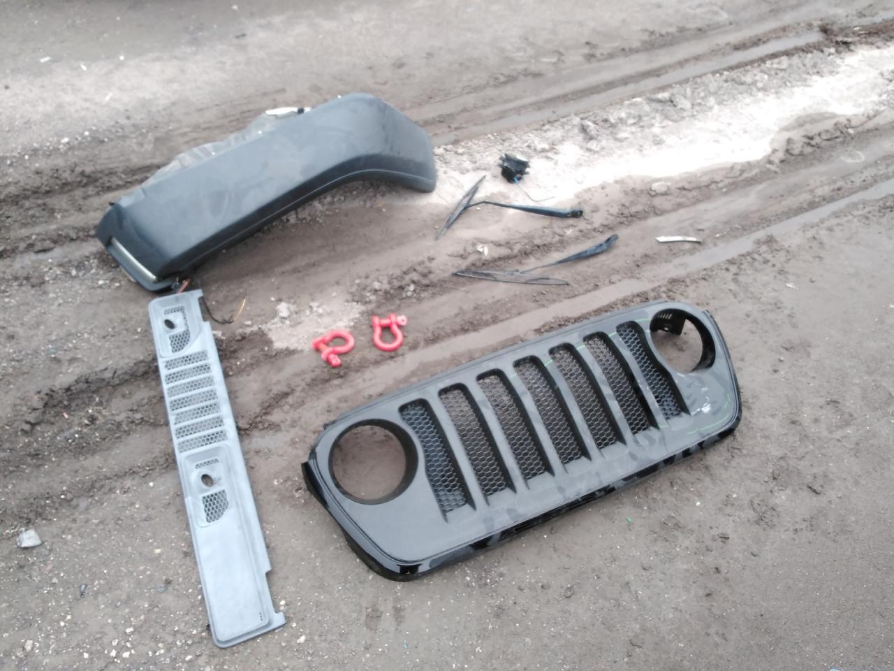 2018 Jeep Wrangler - Image 13