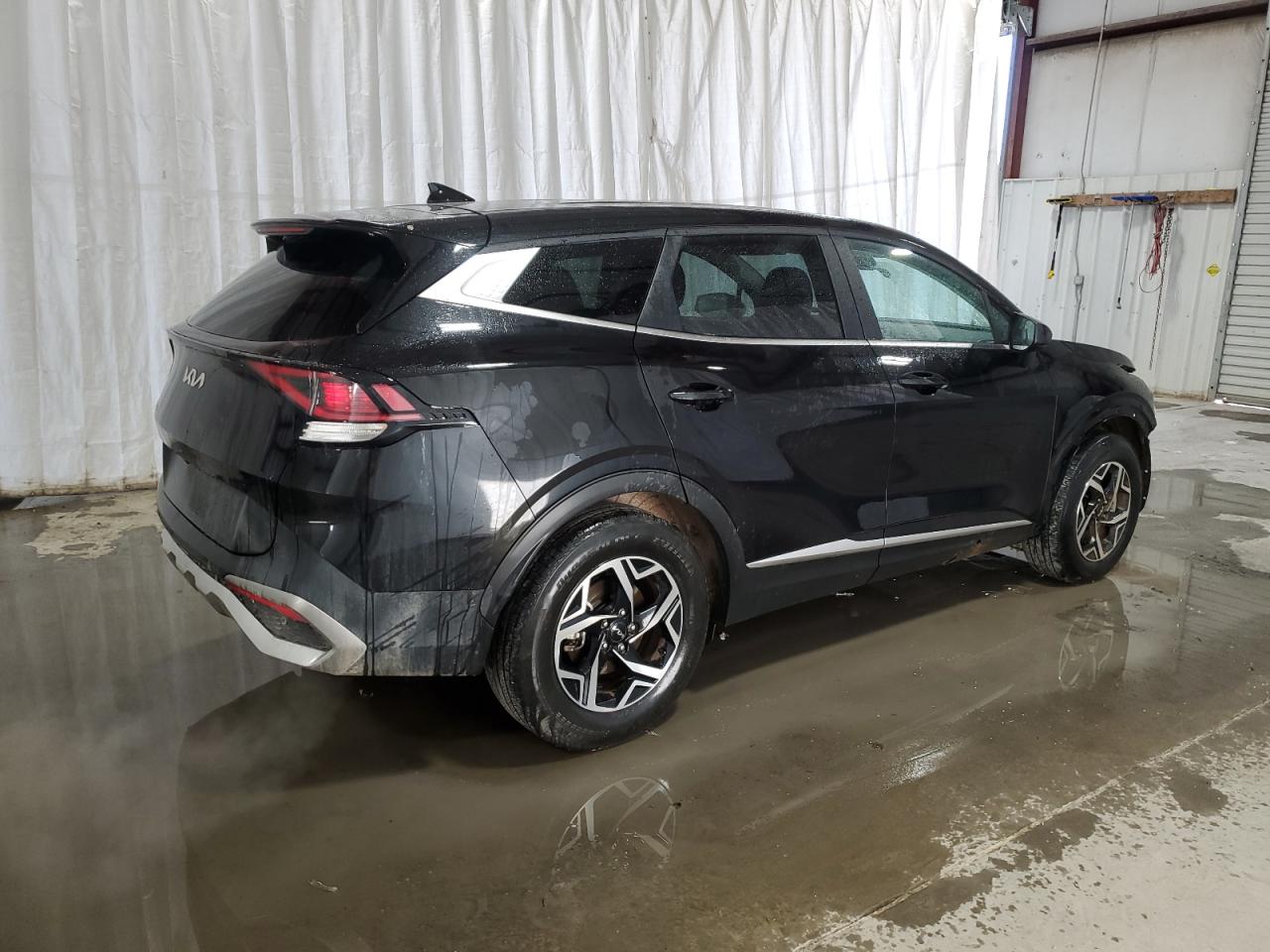 2024 Kia Sportage - Image 3