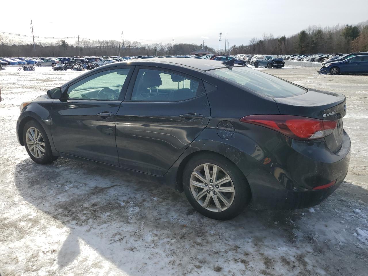 2015 Hyundai Elantra - Image 2