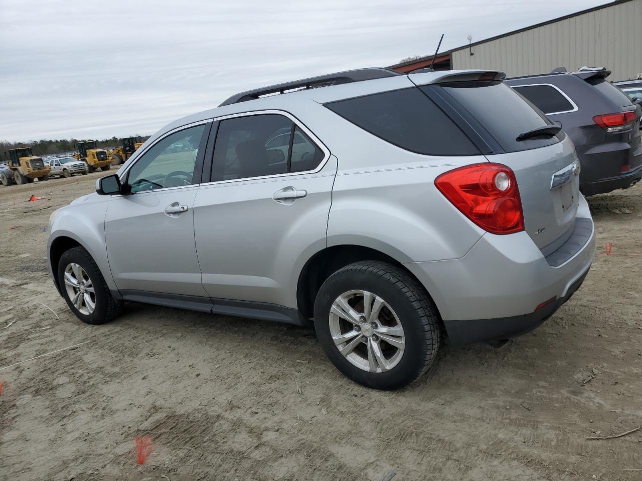 2015 Chevrolet Equinox - Image 2