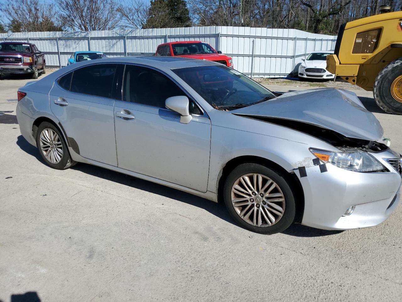 2015 Lexus ES - Image 4
