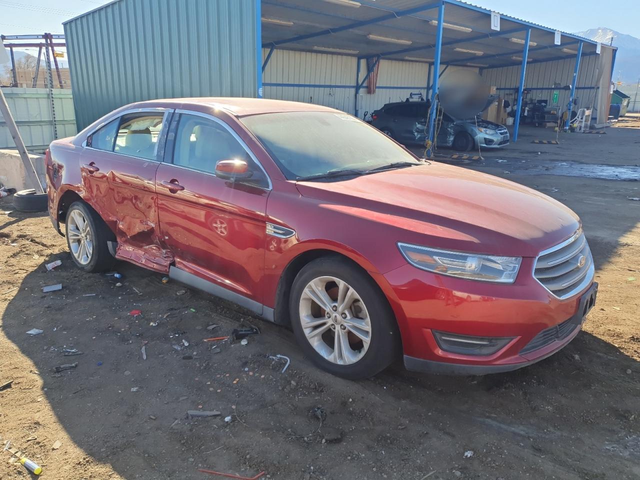 2015 Ford Taurus - Image 4