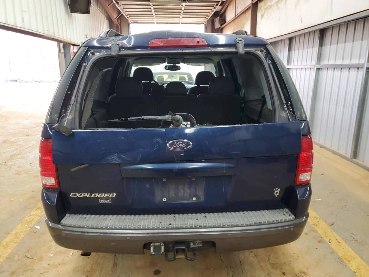 2004 Ford Explorer - Image 6