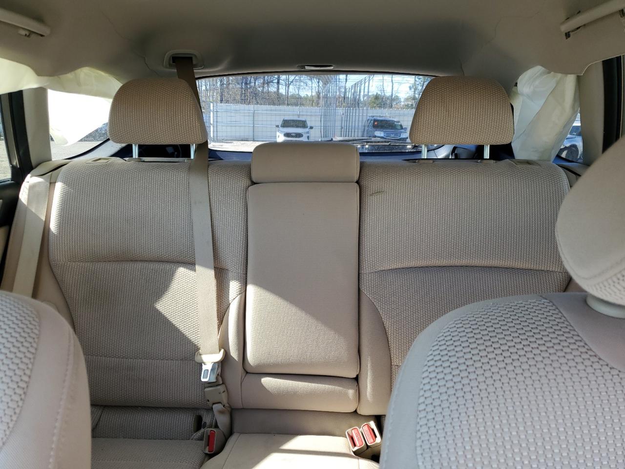 2015 Subaru Outback - Image 10