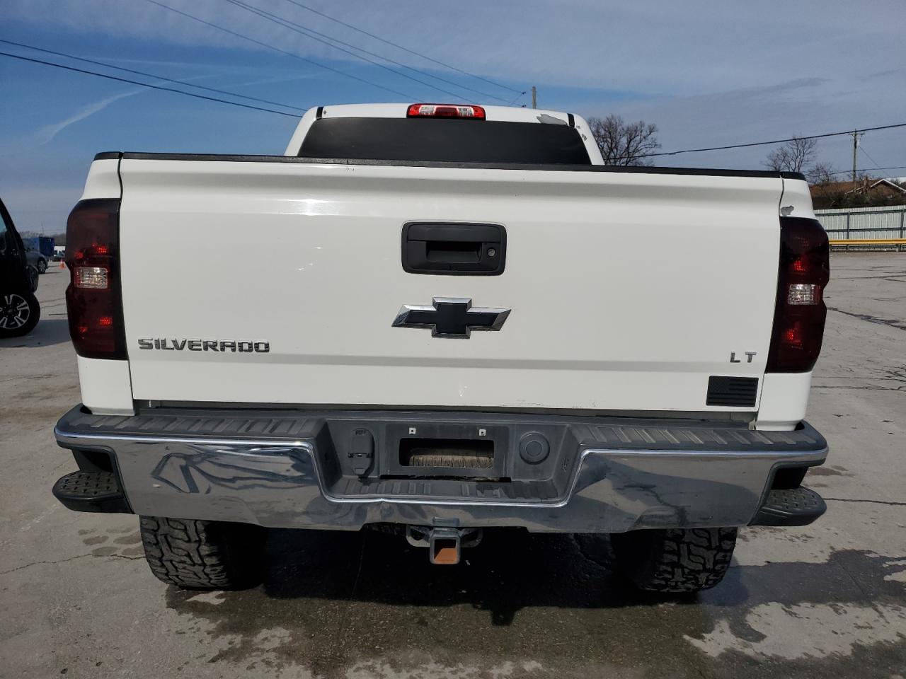 2014 Chevrolet Silverado - Image 6