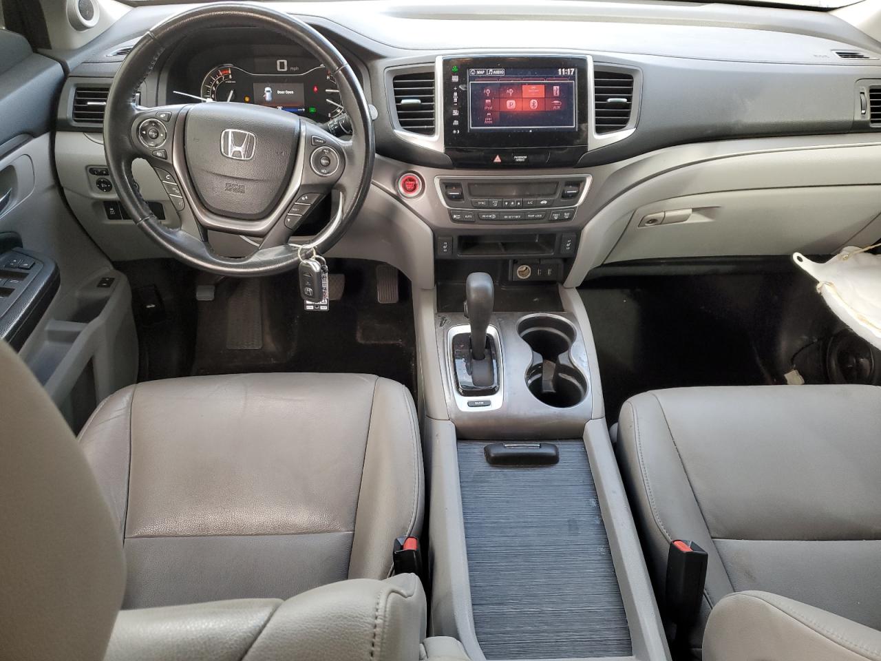 2016 Honda Pilot - Image 8