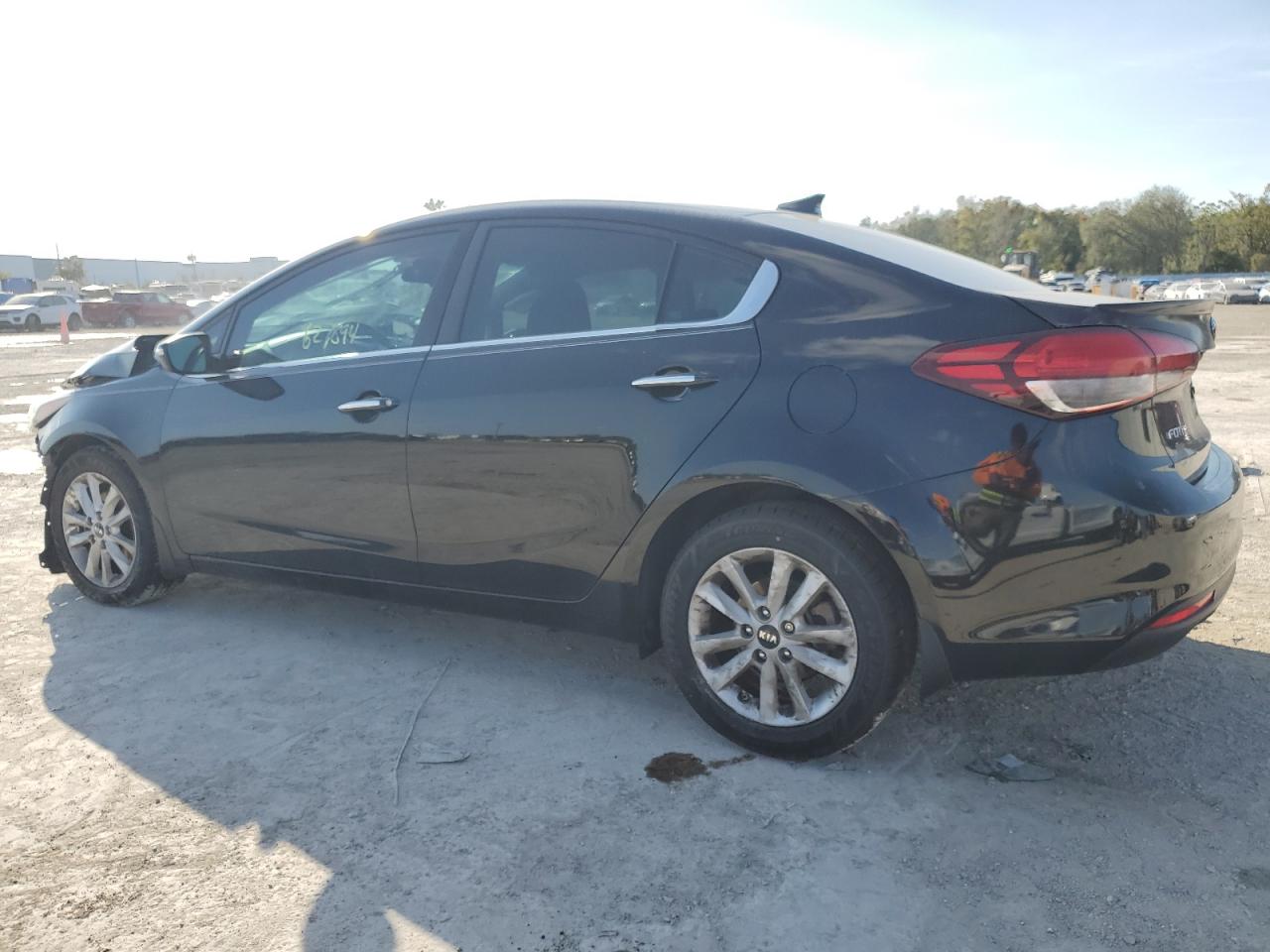 2017 Kia Forte - Image 2