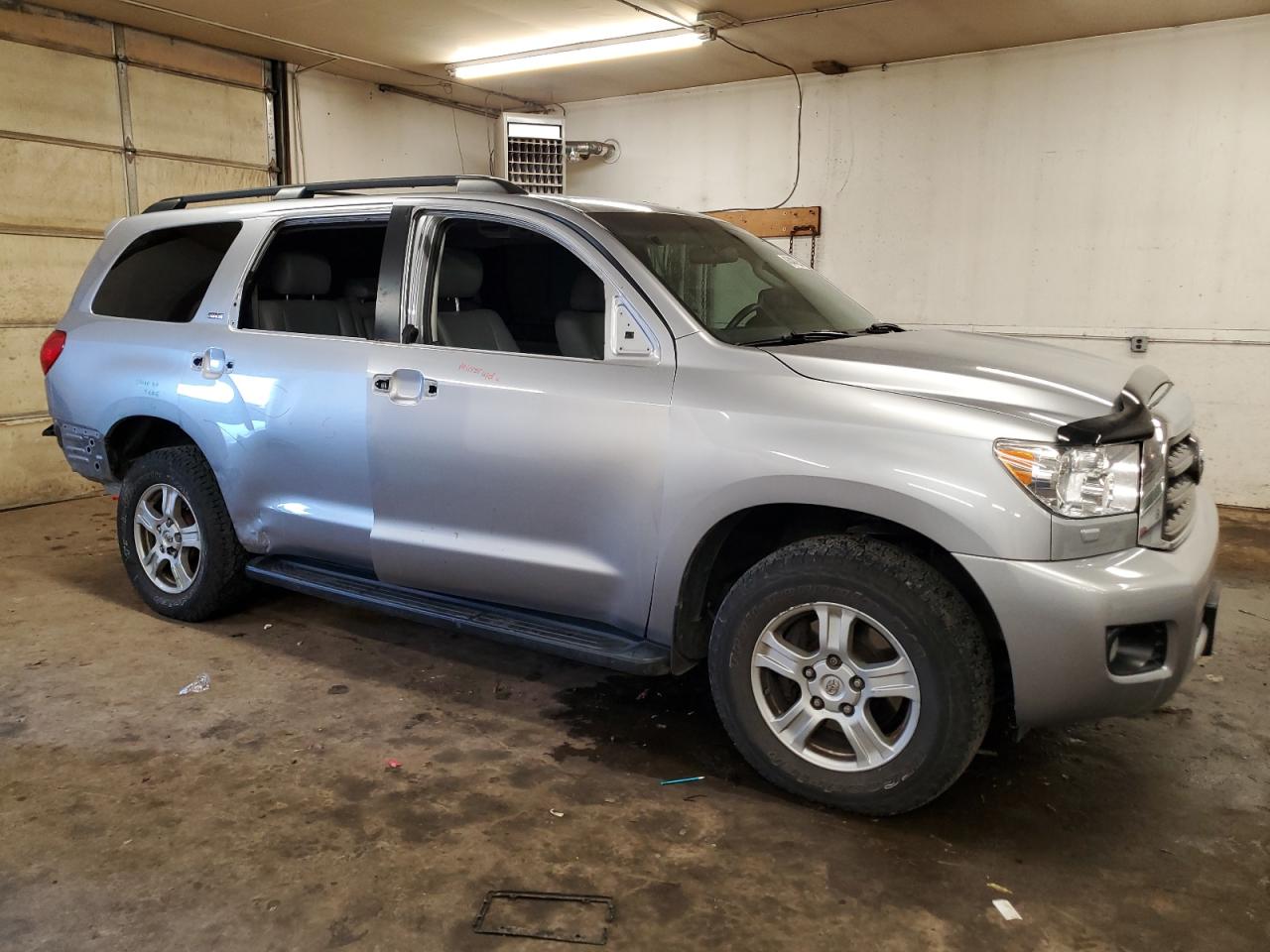 2011 Toyota Sequoia - Image 4