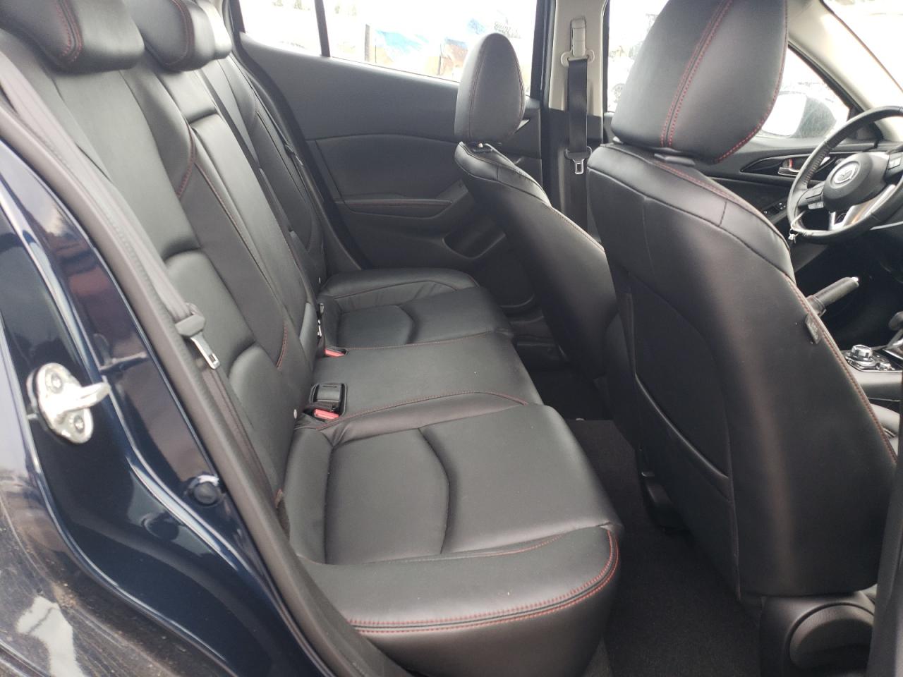 2015 Mazda 3 - Image 11