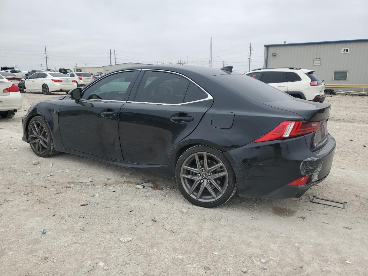 2016 Lexus IS - Image 2