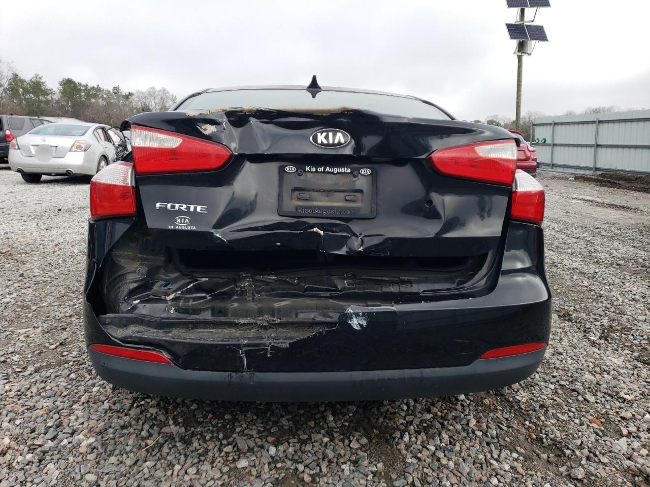 2015 Kia Forte - Image 6
