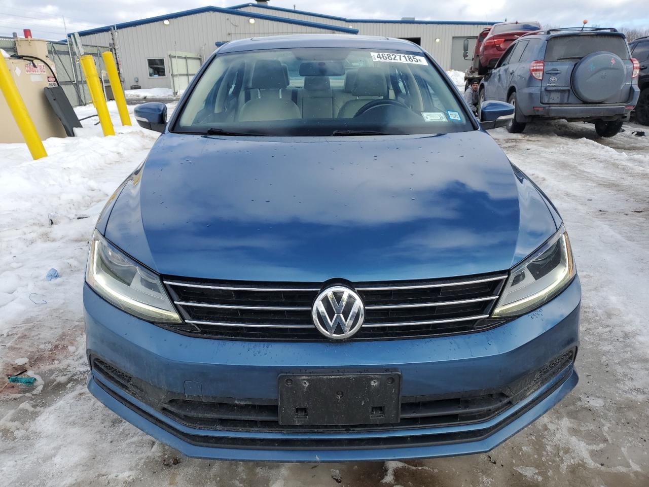 2017 Volkswagen Jetta - Image 5