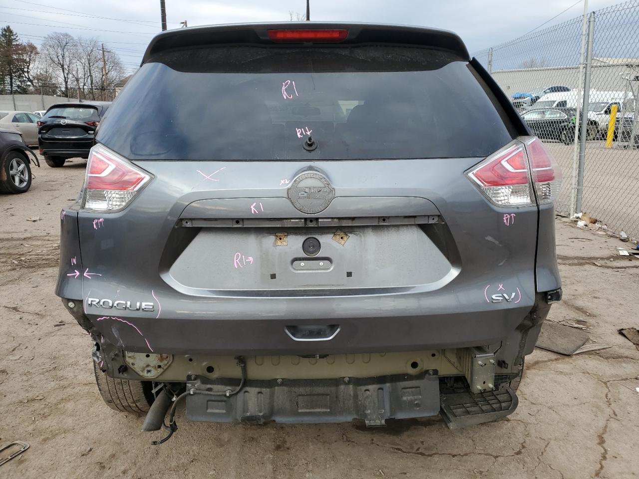2015 Nissan Rogue - Image 6