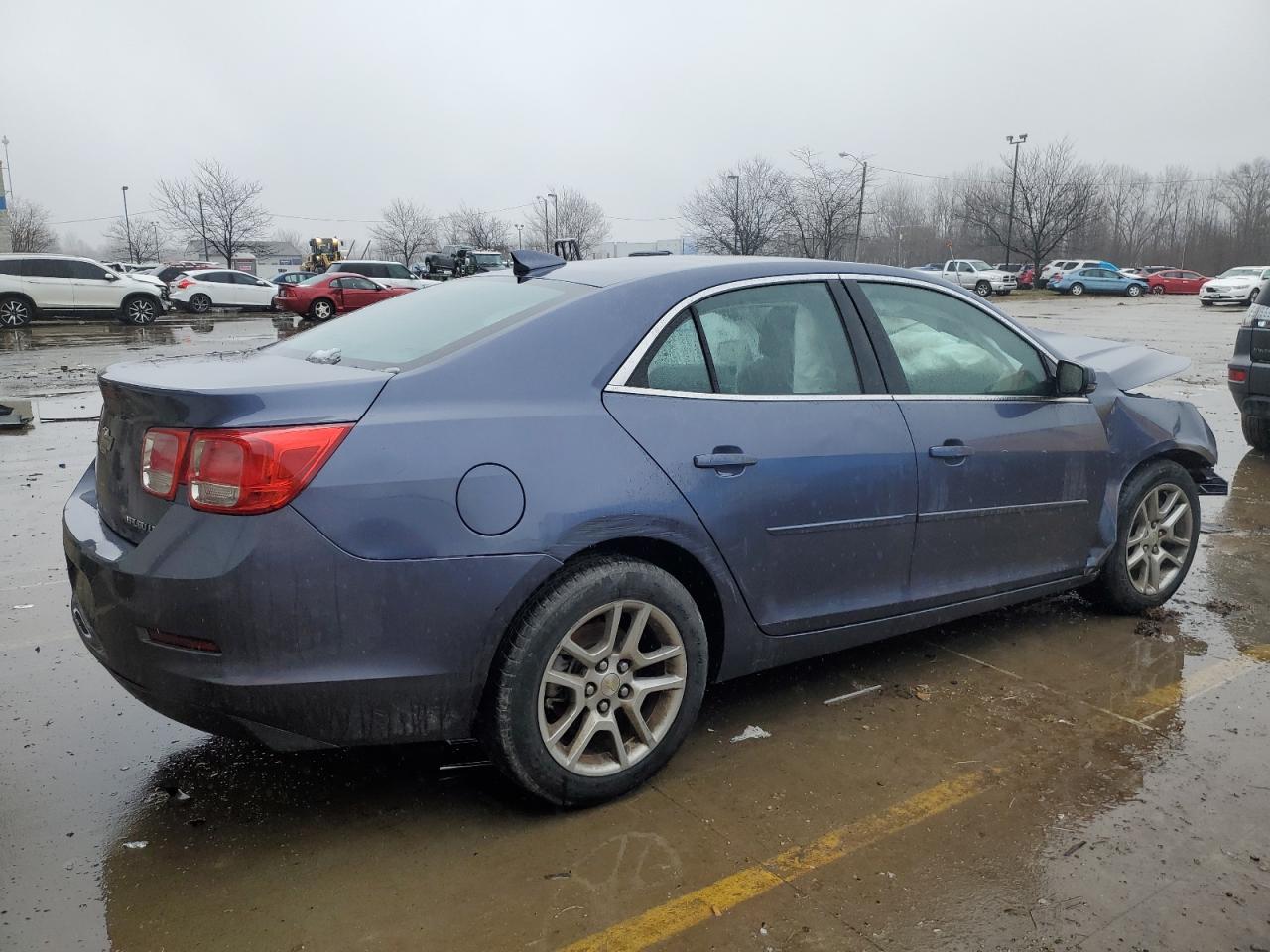 2015 Chevrolet Malibu - Image 3